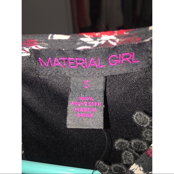 Material Girl Floral Patterned Romper - Picture 5 of 6